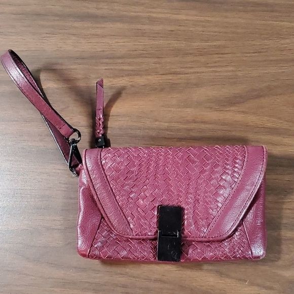 Elliot Lucca Burgundy Wine Colored Woven Leather Wristlet Bag Wallet - Picture 1 of 10